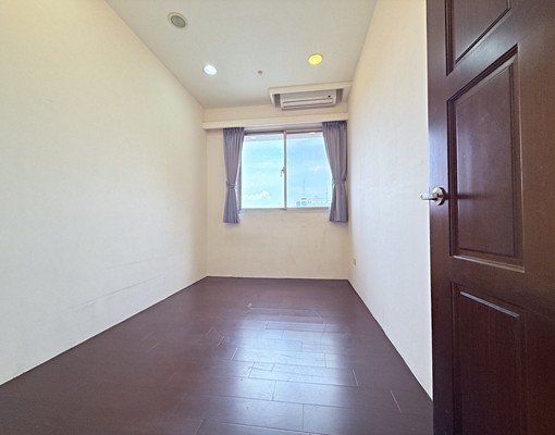 藝文特區核心🚇捷運站口四房車可談 - Image 3