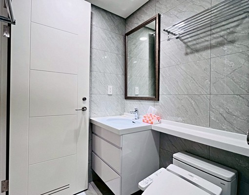 三重🏘️戶籍✅含平車位🚗裝潢新採光佳🌟生活機能 - Image 13