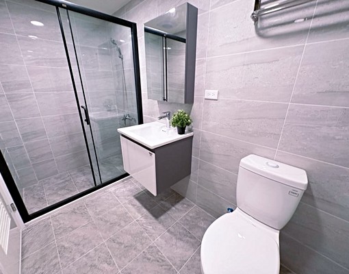 稀有釋出✨百萬裝潢🌲高雄車站三鐵共構市心❤️陽台大套房☀️ - Image 8