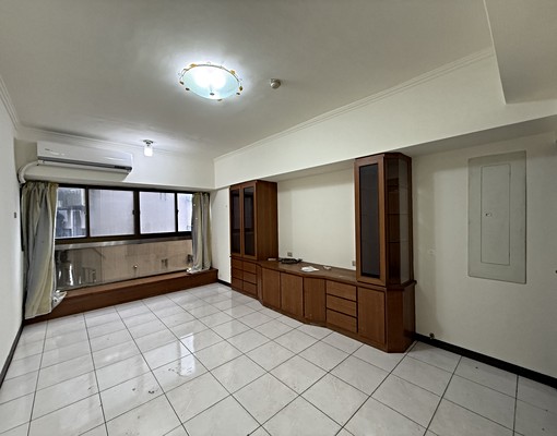 觀雲座電梯三房 - Image 1