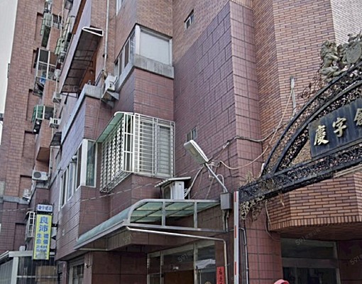 精武車站旁/精美樓中樓三房二衛可租補/全新裝修近百萬裝潢 - Image 11