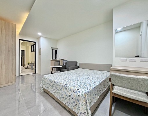 全新多間釋出秒殺可租補✅陽台獨洗獨曬✅有電梯 - Image 1