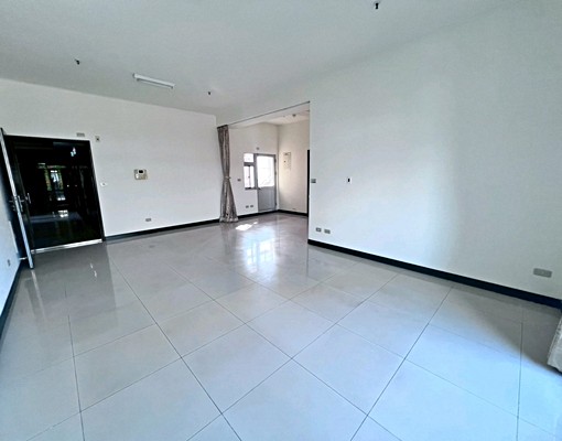 高樓層三房兩廳兩衛 - Image 1