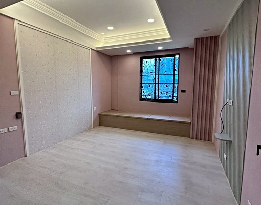 頂埔捷運旁電梯大樓4房3衛+2車位出租 - Image 3