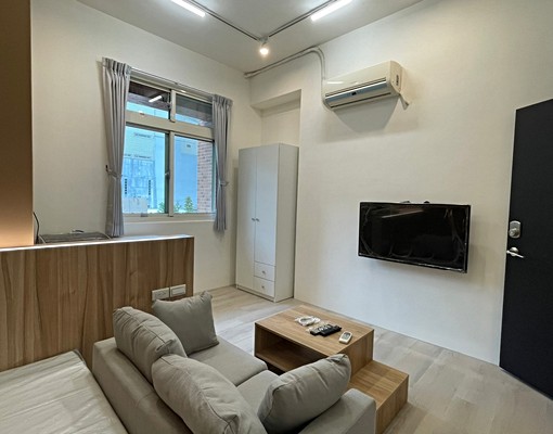 電梯套房、可租補｜免仲介費、代收垃圾 - Image 3