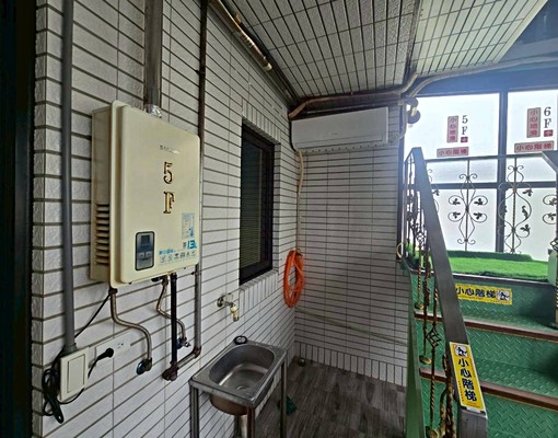 自有車庫別墅．屋況新．附冷氣 - Image 14