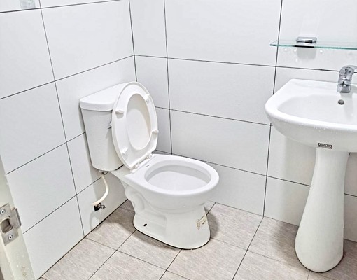 三重站，新裝潢，採光佳 - Image 5