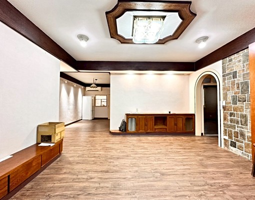 市場捷運站四號公園大地下室後院改車庫前庭寛敞需公證 - Image 11