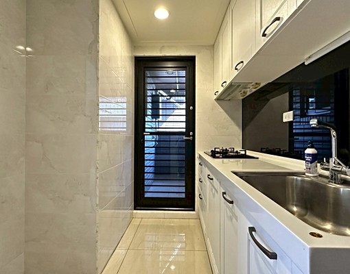 三重MRT💝可入籍精美大三房💝租金含車管｜臻臻 - Image 9