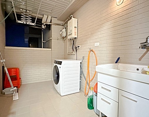 社頭國中旁，3樓整棟透天，臨路門前可停車 - Image 13