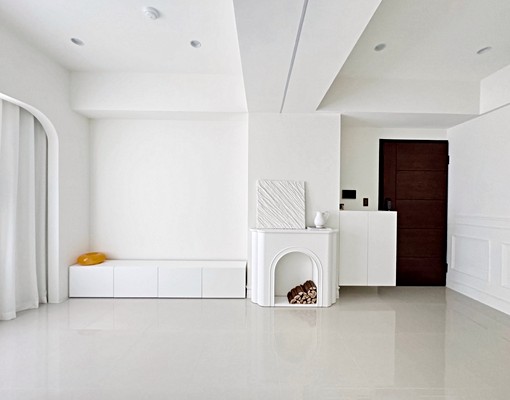 家樂福重劃區法式全新裝潢2+1房(車位可另租) - Image 2