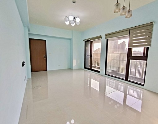 近巨城【鴻柏鴻願】美三房附平面車位 - Image 2