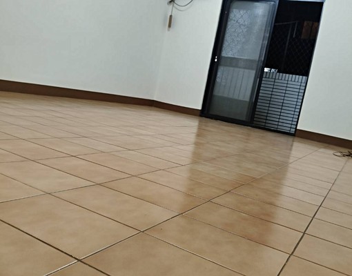 鄰後驛商圈｜陽台進出前後三陽台｜十全國小公寓三樓 - Image 1