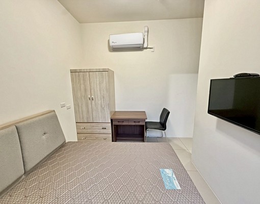 全新傢具齊全✨質感採光套房✨戶數單純✨黃金地段✨垃圾集中 - Image 3