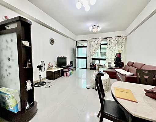 【專約】屏東榮總商圈｜面公園首排｜寵物可談｜邊間車庫透天 - Image 1