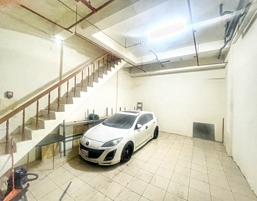 可租補可貓@1樓花園+車庫可當工作室@別墅區安靜綠色生活 - Image 1