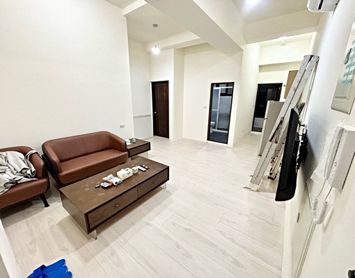 宜市近縣政近羅東電梯兩房兩衛+汽機車位*可開伙*含管理停車費 - Image 2