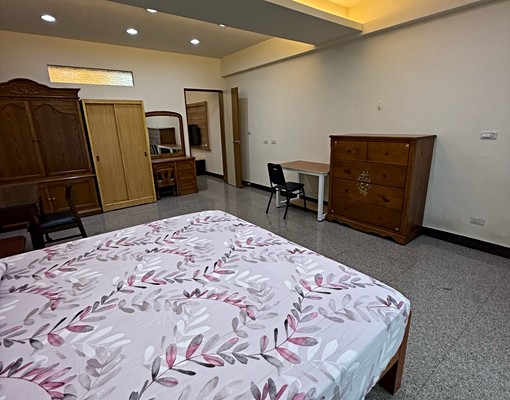 全新整理透天改裝大套房*一卡皮箱搬來 - Image 9