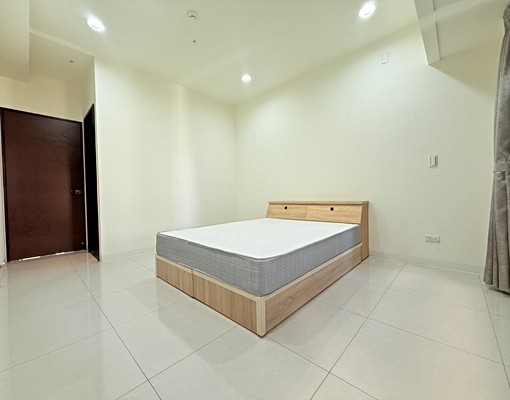 楠梓高大特區/遠見峰悅/三房+平車 - Image 9