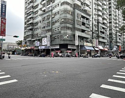 德賢商圈可開火有陽台2樓套房(無電梯) - Image 3