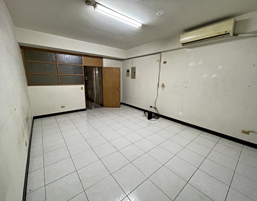 德賢商圈可開火有陽台2樓套房(無電梯) - Image 9