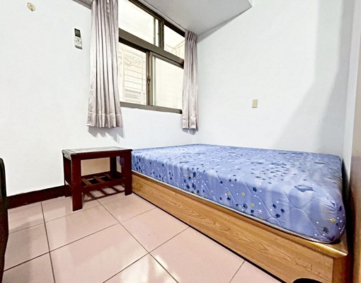 豐年國小◆採光套房◆獨洗陽台★可租補 - Image 1