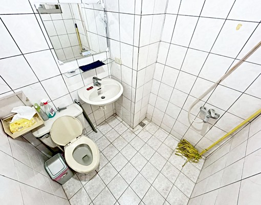 豐年國小◆採光套房◆獨洗陽台★可租補 - Image 6