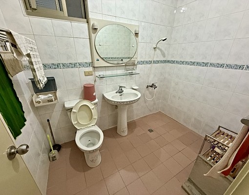 漂亮透天1~3樓.雙車位.近804醫院.3房2廳3衛.可租補 - Image 11