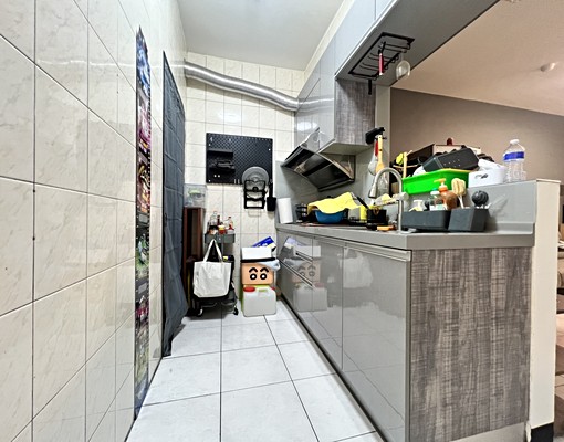 榮成三榮總商圈電梯採光2房近文藻福山學區📞愛窩 - Image 3