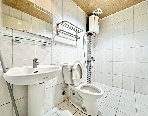 捨不得你哭泣💖可租補陽台獨洗流理台💖系統櫃 - Image 9