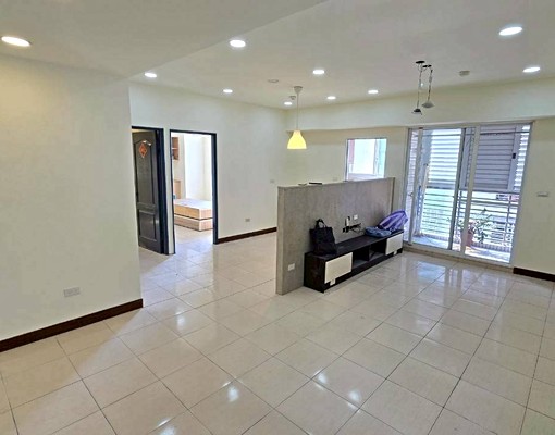 【大晟社會住宅】安平郡平商圈兩房空屋可租補有免費公有停車場 - Image 1