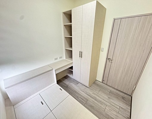 小洪精選-精緻二房💜木質地板💜質感系統櫃💜可租補 - Image 8