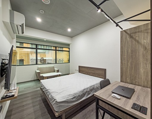 迴龍捷運站,全新電梯大套房,可租補,獨立洗衣機,垃圾集中處理 - Image 1