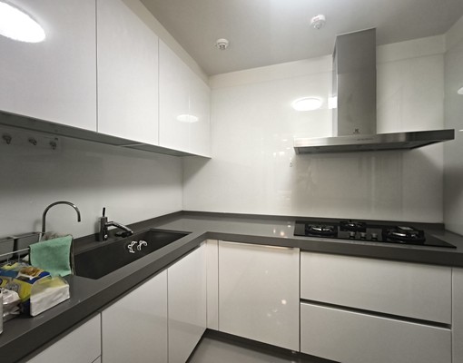 東方文華高樓層拎包入住大三房加車位‼️ - Image 3