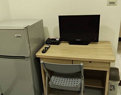 高樓層電梯套房鬧中取靜全新雙人床 - Image 4