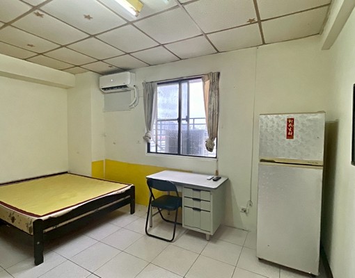 斗六後火車站大坪數電梯套房 - Image 1