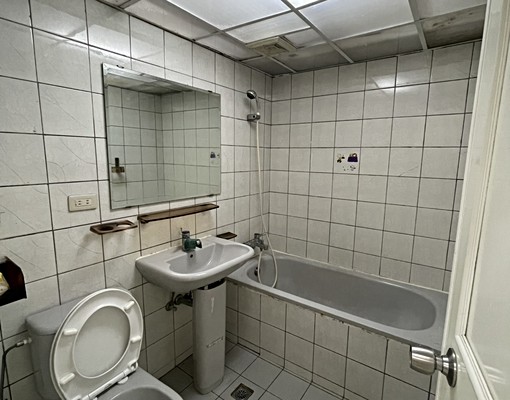 D社宅/龍安商圈超大三房/可租補入戶籍 - Image 8