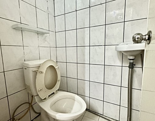 凌群/一樓稀有釋出！中和國光街整層三房 - Image 10