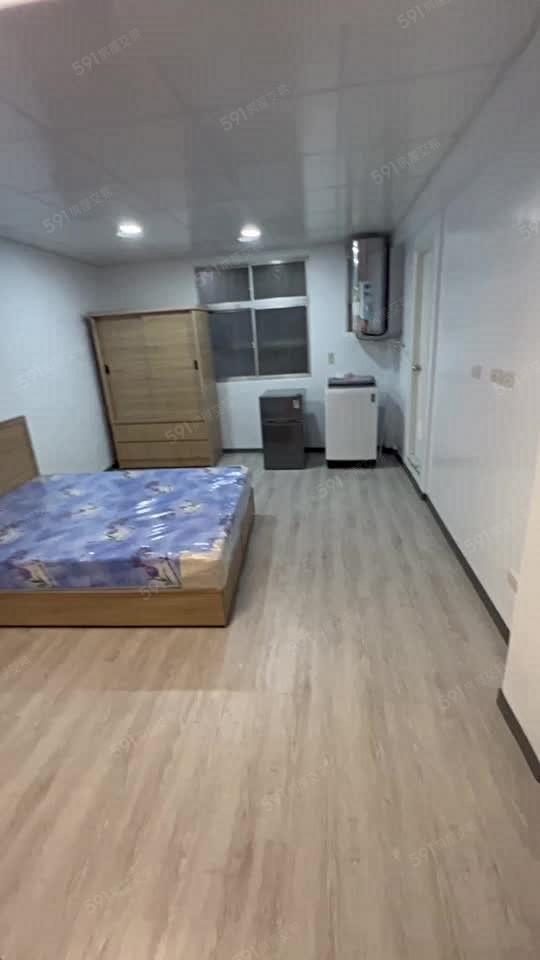 九成新裝潢-獨立洗衣機-近文化北路商圈 - Image 1