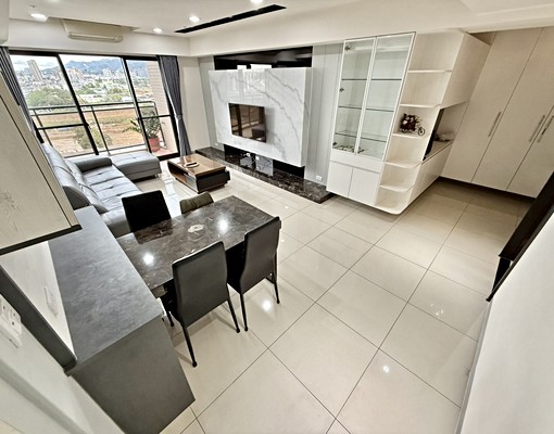 高樓景觀戶★美裝潢★家具全配★系統裝潢★變頻冷氣★大三房 - Image 1