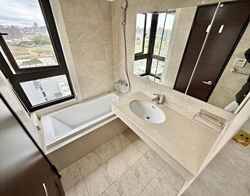 高樓景觀戶★美裝潢★家具全配★系統裝潢★變頻冷氣★大三房 - Image 8