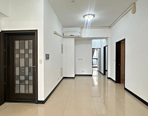 🌞【走吧!看房】近家樂福商圈電梯三房含車含管｜中信香香 - Image 2