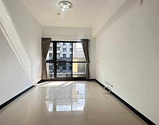 🌞【走吧!看房】近家樂福商圈電梯三房含車含管｜中信香香 - Image 1