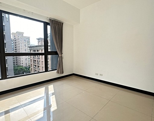 🌞【走吧!看房】近家樂福商圈電梯三房含車含管｜中信香香 - Image 3