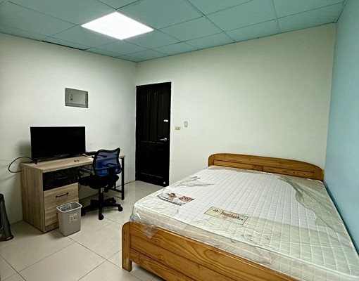 近南科,交通超方便,生活機能超優 - Image 1