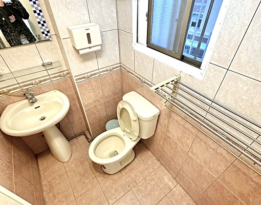 一中街⛅中友百貨⛅可租補⛅電梯管理員⛅衛浴開窗⛅陽台獨洗曬 - Image 6