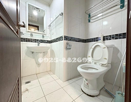 ◤明湖路近竹科◢坡道平面車位電梯大套房警衛管理家具電全 - Image 9