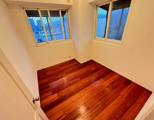 敦信社宅☀近土城捷運電梯邊間3房含管☀免仲可補助 - Image 4