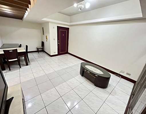 敦信社宅☀近土城捷運電梯邊間3房含管☀免仲可補助 - Image 2