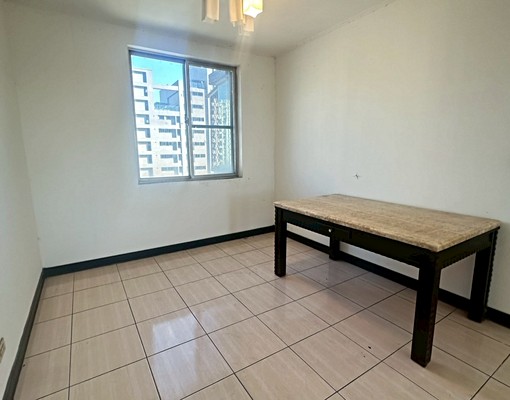 (W9)立功路/成熟社區/精緻住宅/5房3廳3衛 - Image 3